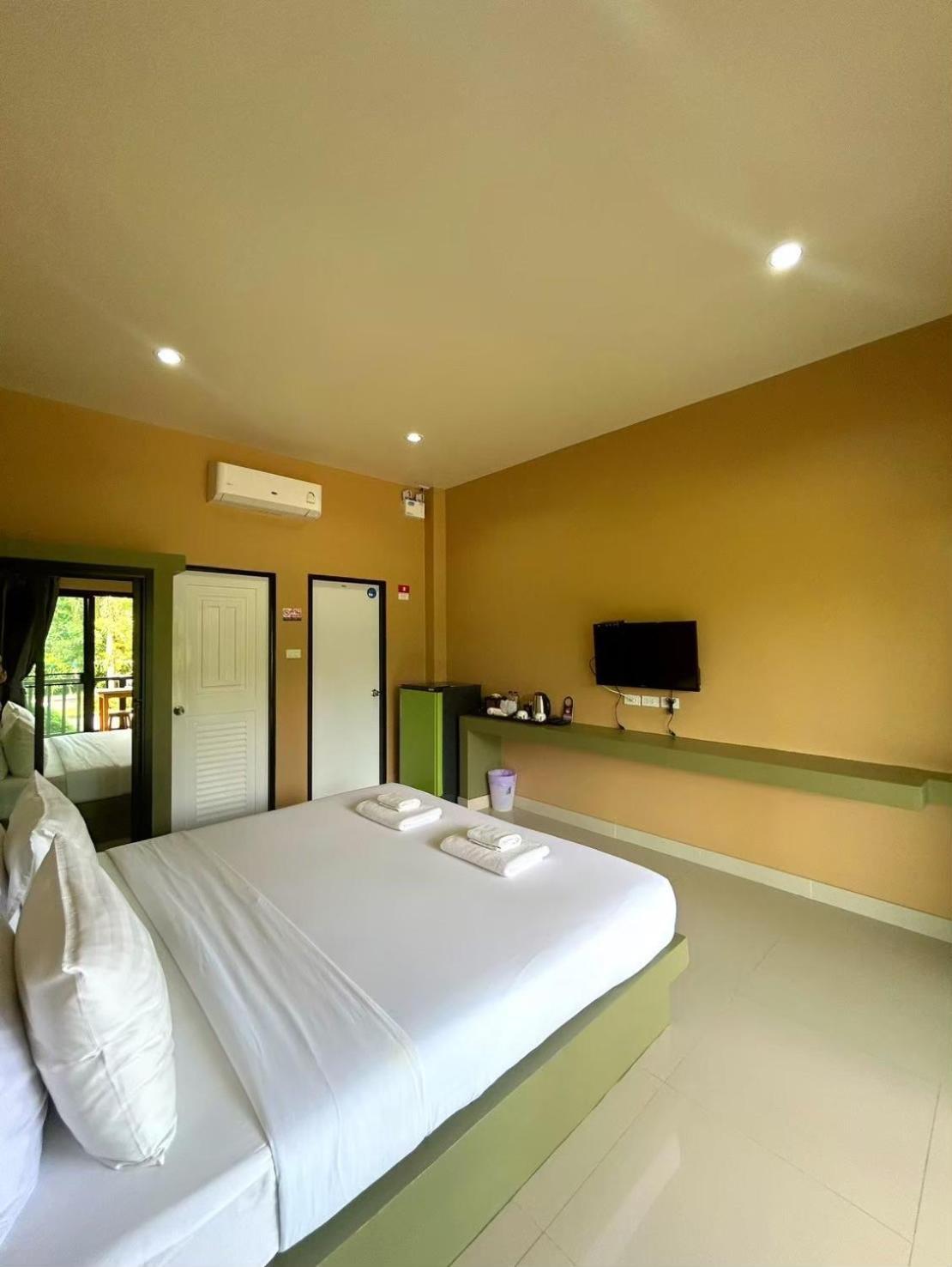 Infinite Resort And Cafe Krabi town Esterno foto